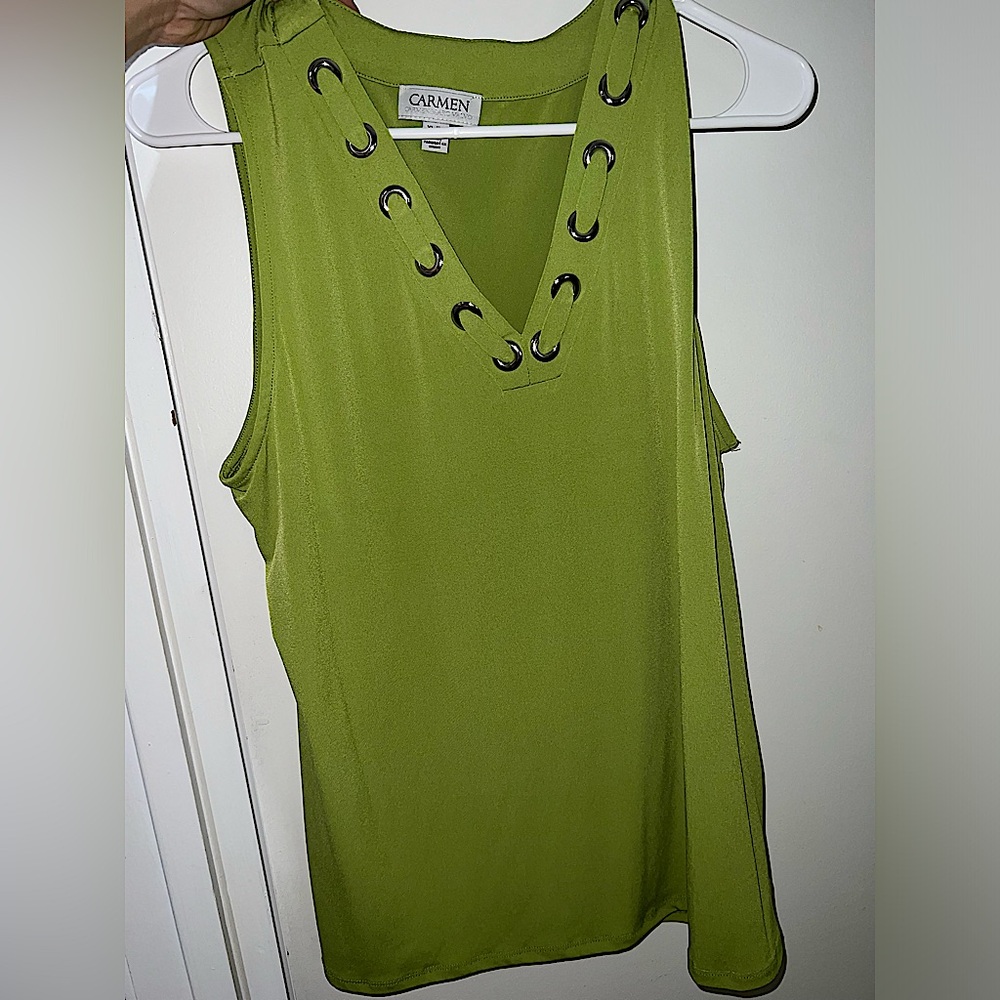 Women’s blouse